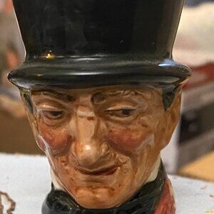 Royal Doulton Mini Character Jug "John Peel"!